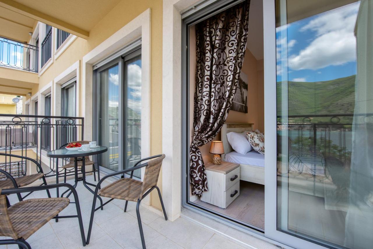 2Montenegro Limeta Apartments With Pool Kotor Eksteriør bilde