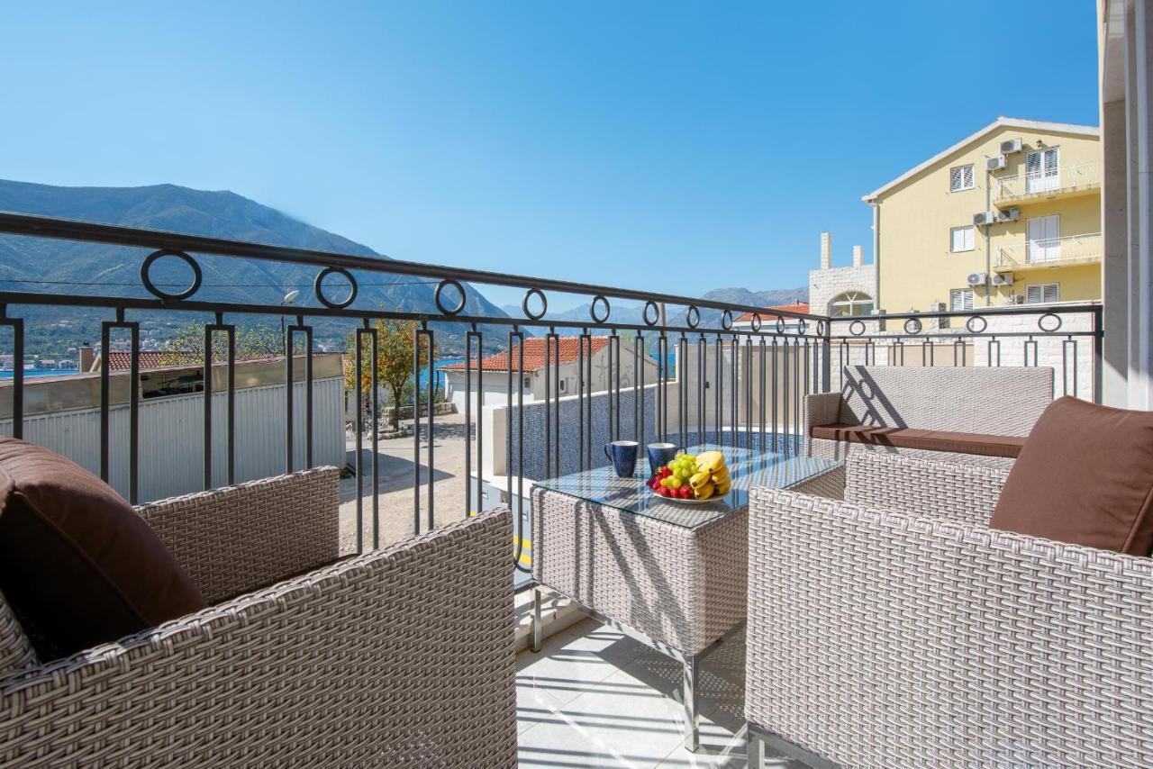 2Montenegro Limeta Apartments With Pool Kotor Eksteriør bilde