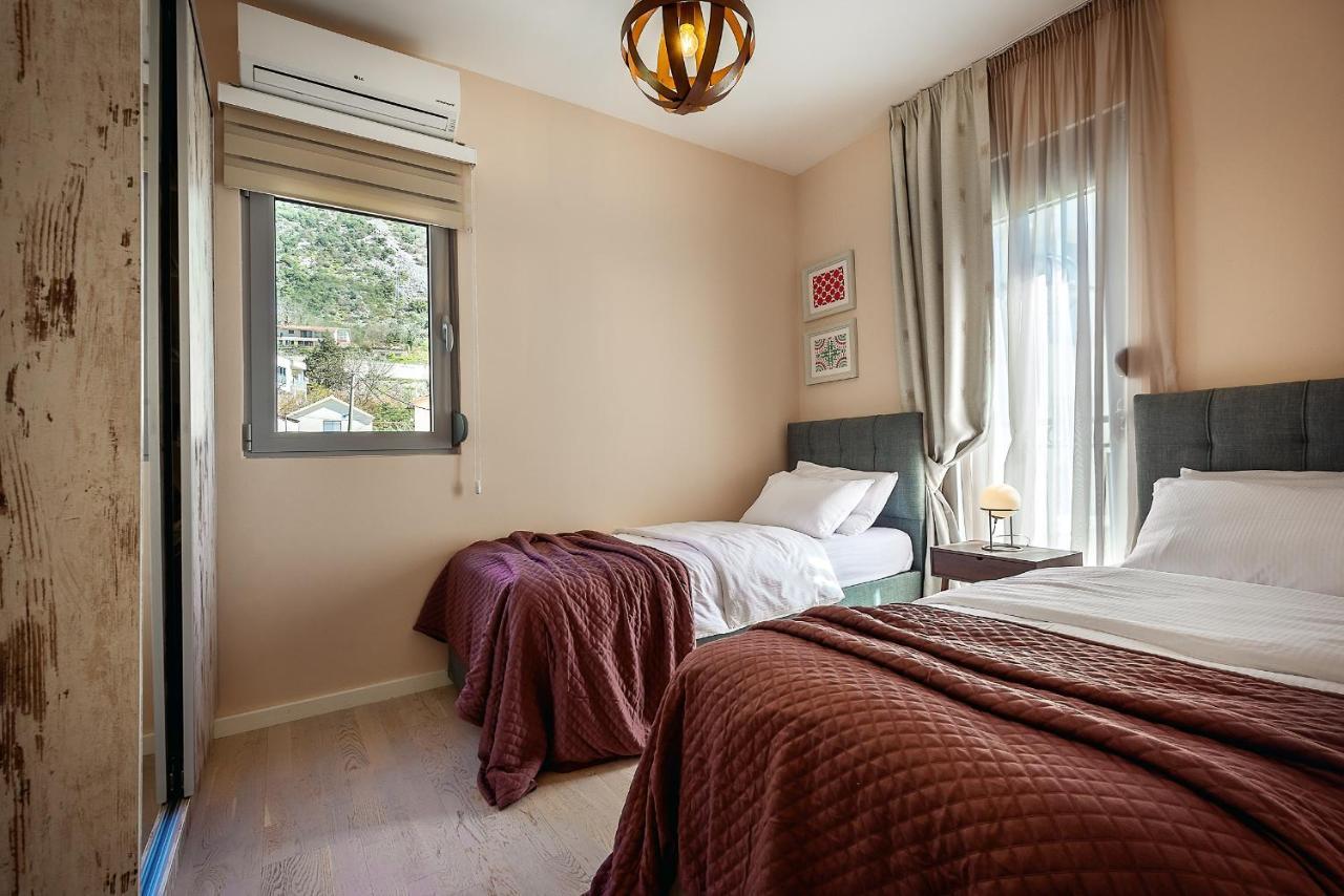 2Montenegro Limeta Apartments With Pool Kotor Eksteriør bilde