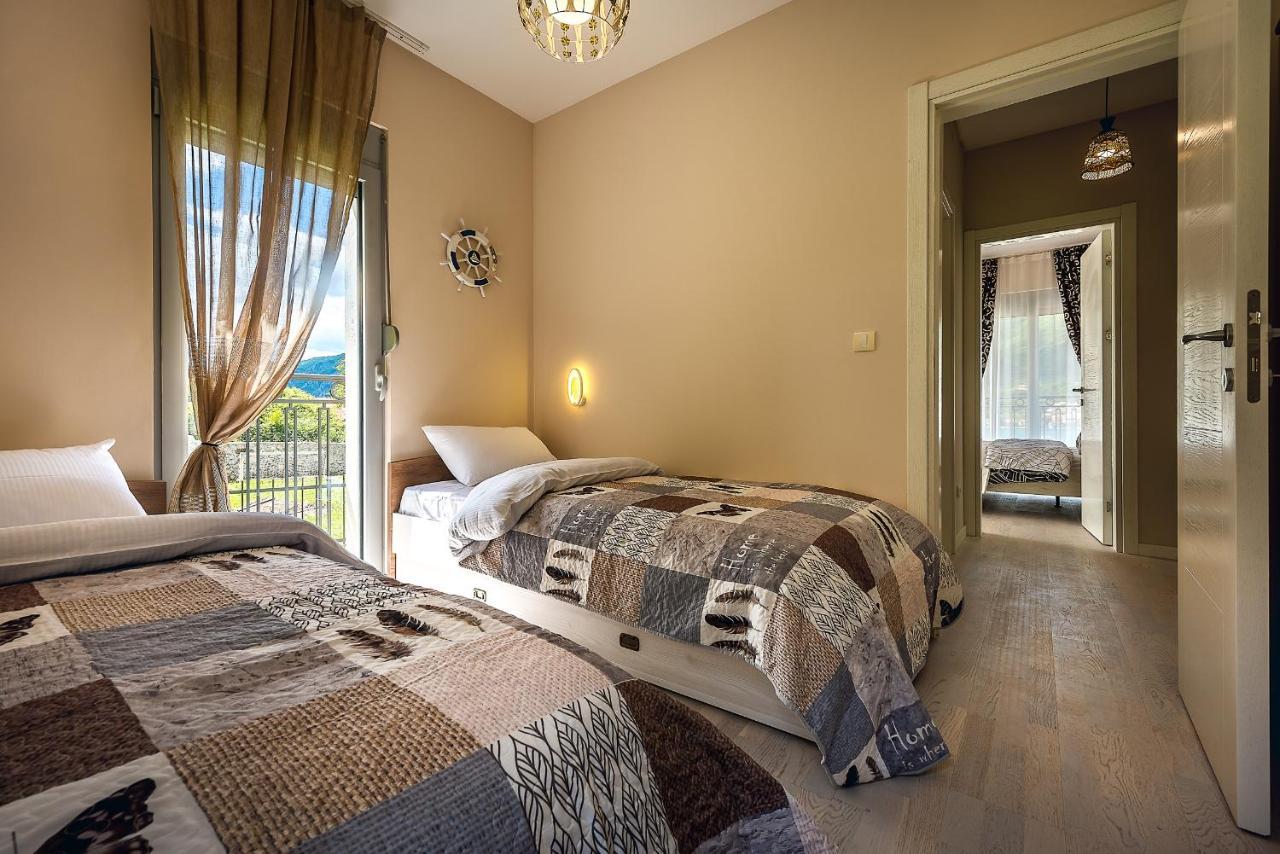 2Montenegro Limeta Apartments With Pool Kotor Eksteriør bilde