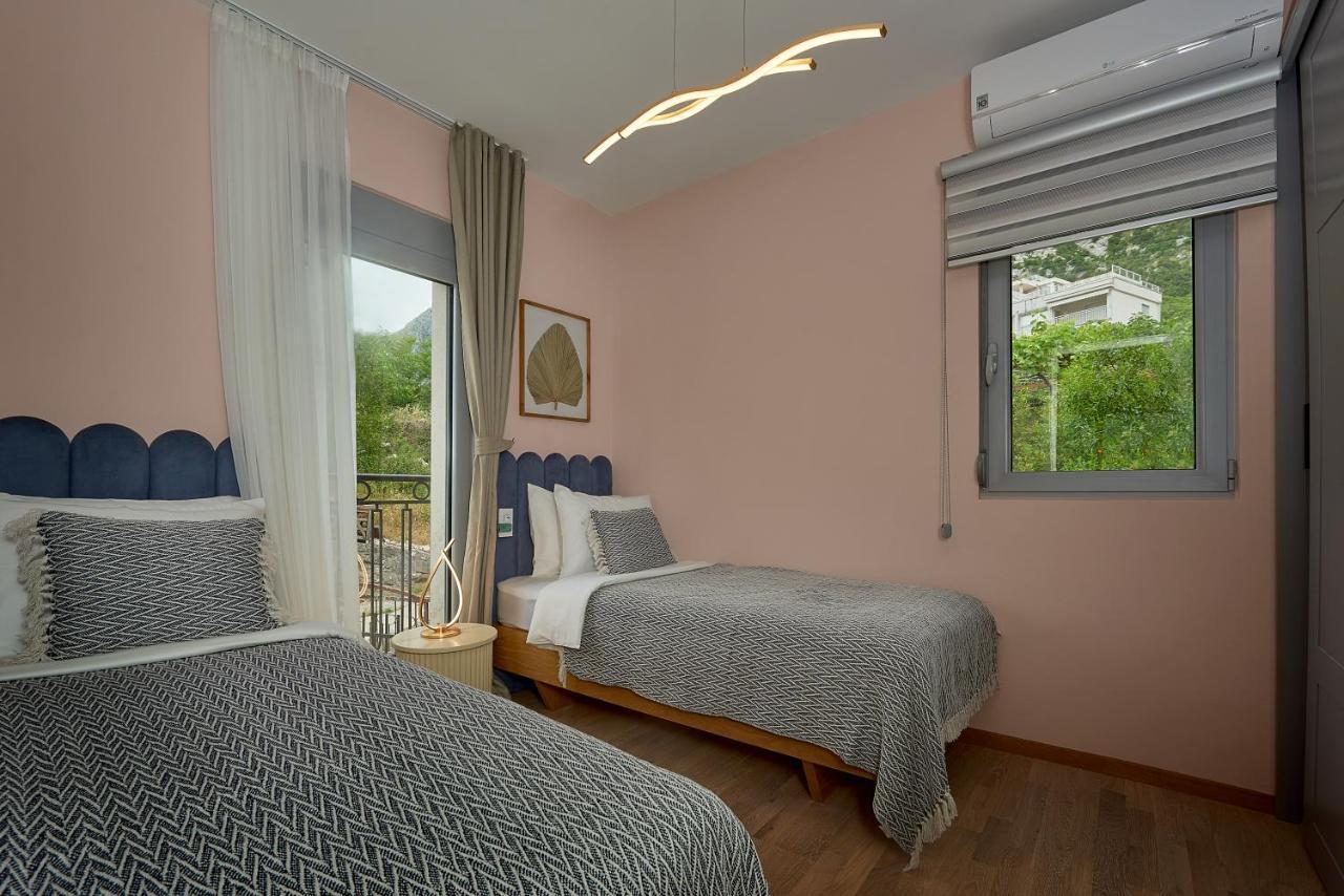 2Montenegro Limeta Apartments With Pool Kotor Eksteriør bilde