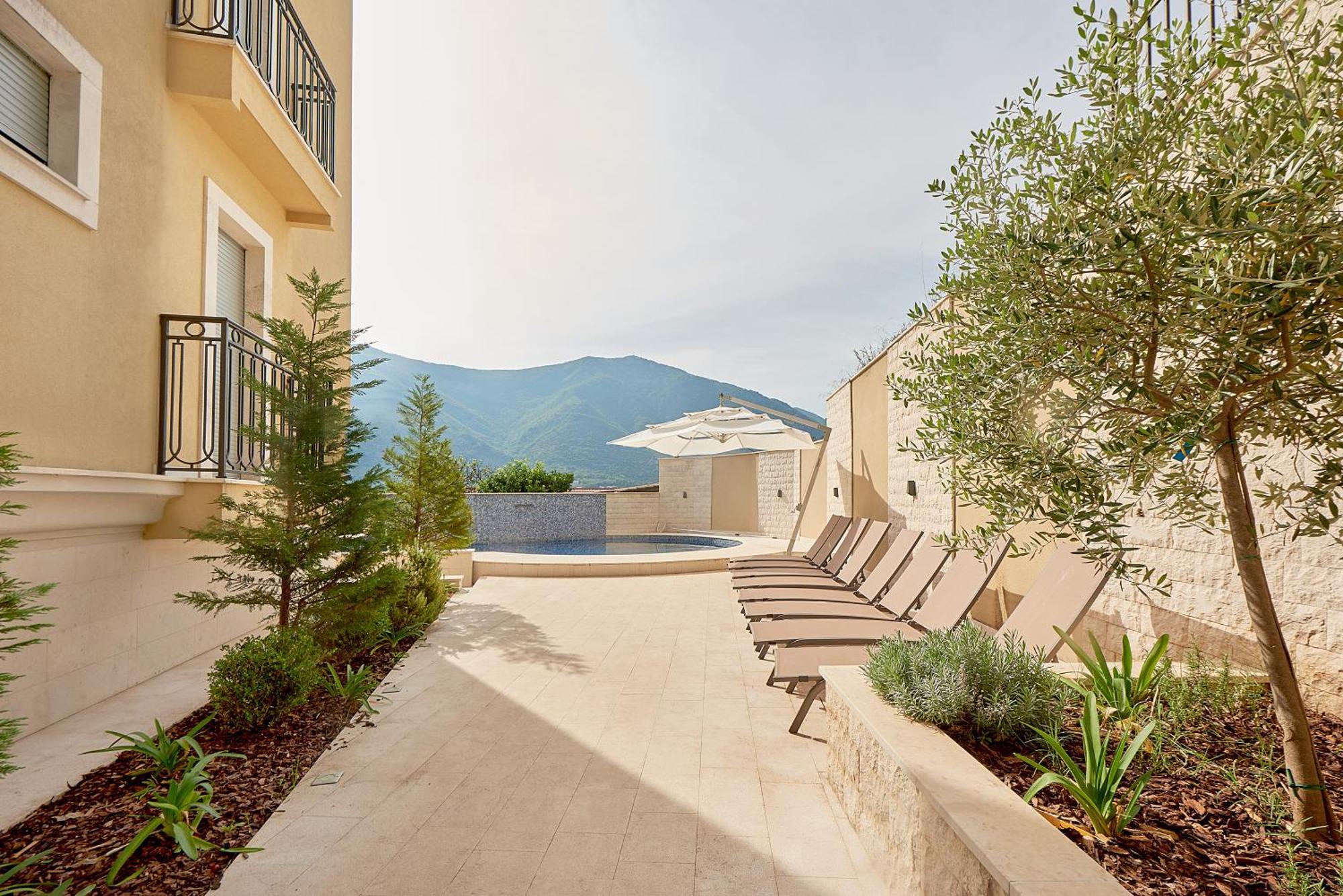 2Montenegro Limeta Apartments With Pool Kotor Eksteriør bilde